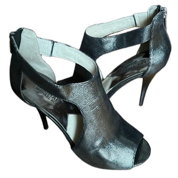 Michael Kors, gunmetal lizard pattern open toe,heel zipper stilettos size 7.5 - Picture 4 of 12